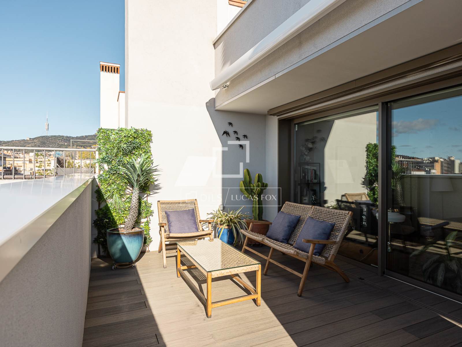 Penthouse in Barcelona, Spain 1 bedroom, 58 sq.m. No. 161450