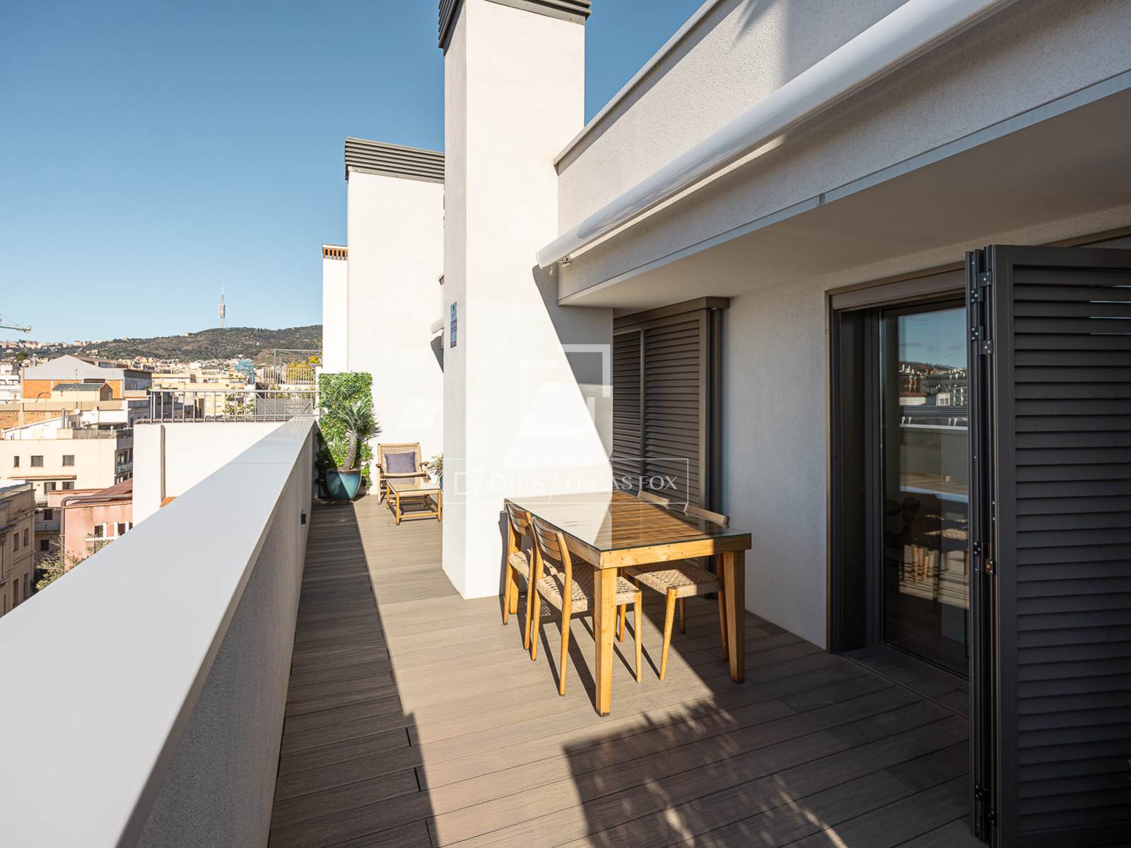 Penthouse in Barcelona, Spain 1 bedroom, 58 sq.m. No. 161450