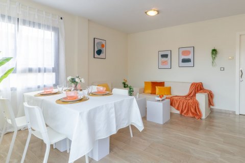 Продажа квартиры в Морайра, Аликанте, Испания 2 спальни, 90м2 №119080 - фото 10