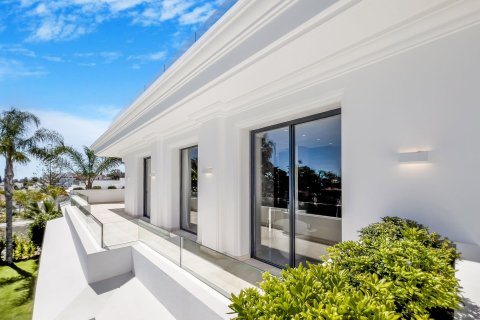 Willa w Marbella, Malaga, Hiszpania 6 sypialni, 647 mkw. nr 176092 – zdjęcie 4