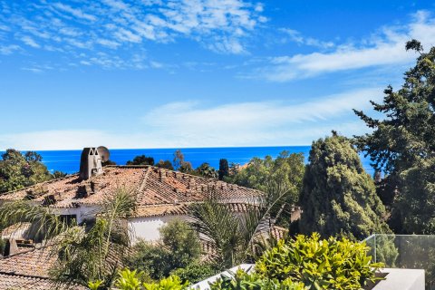 Willa w Marbella, Malaga, Hiszpania 6 sypialni, 647 mkw. nr 176092 – zdjęcie 10
