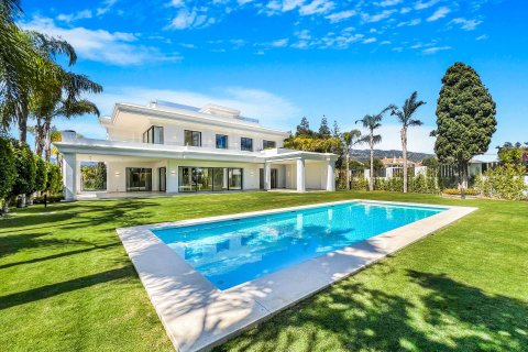 Willa w Marbella, Malaga, Hiszpania 6 sypialni, 647 mkw. nr 176092 – zdjęcie 20