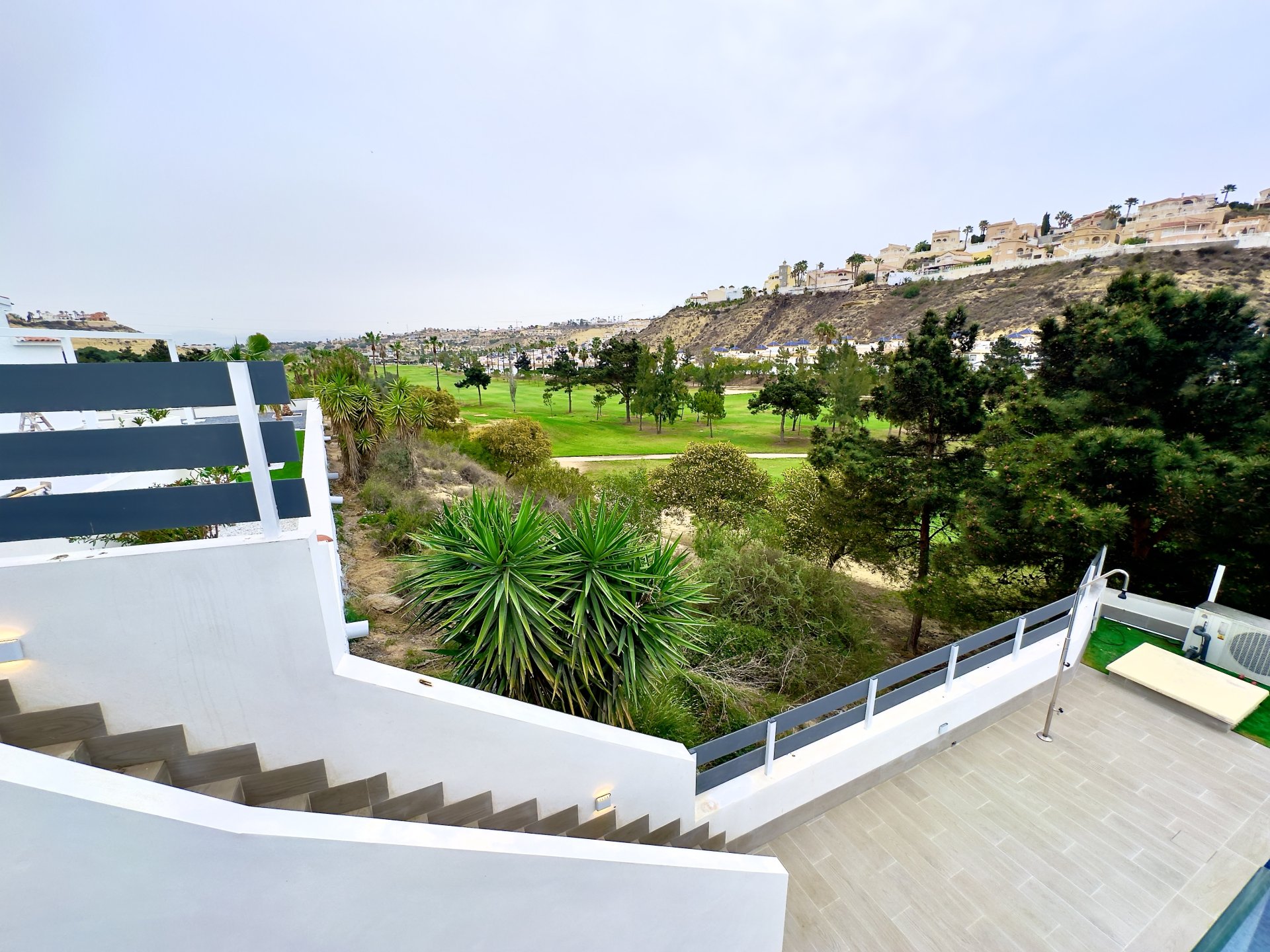 Villa i Ciudad Quesada, Alicante, Spanien 4 sovrum, 260 kvm. Nr. 161502