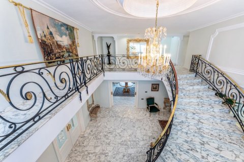 Продажа виллы в Аликанте, Испания 7 спален, 1126м2 №145329 - фото 11