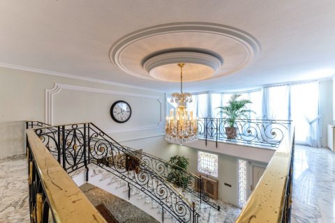 Продажа виллы в Аликанте, Испания 7 спален, 1126м2 №145329 - фото 14