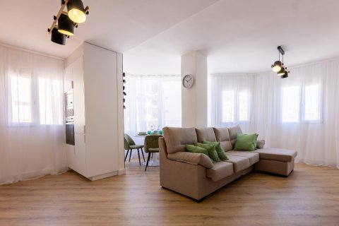 Apartament w Torrevieja, Alicante, Hiszpania 2 sypialnie, 77 mkw. nr 145328 – zdjęcie 14