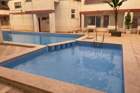Apartament w Torrevieja, Alicante, Hiszpania 2 sypialnie, 77 mkw. nr 145328 – zdjęcie 5