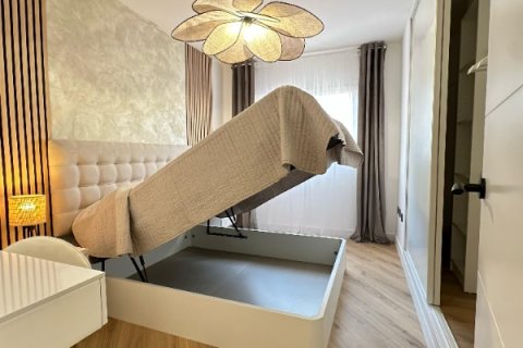 Apartament w Torrevieja, Alicante, Hiszpania 2 sypialnie, 77 mkw. nr 145328 – zdjęcie 10