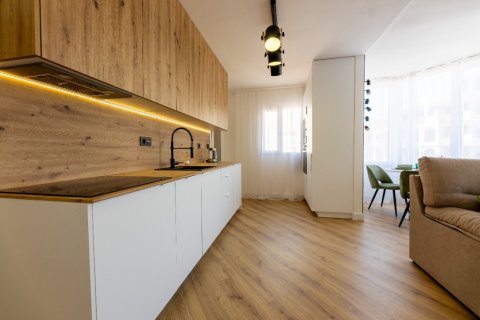 Apartament w Torrevieja, Alicante, Hiszpania 2 sypialnie, 77 mkw. nr 145328 – zdjęcie 2