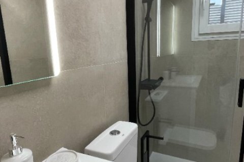 Apartament w Torrevieja, Alicante, Hiszpania 2 sypialnie, 77 mkw. nr 145328 – zdjęcie 18