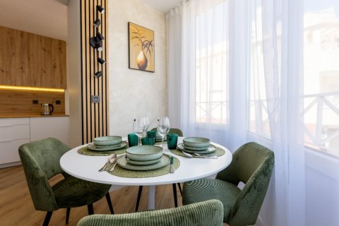 Apartament w Torrevieja, Alicante, Hiszpania 2 sypialnie, 77 mkw. nr 145328 – zdjęcie 9