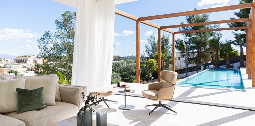 Villa Genova, Mallorca, Spain 4 bedrooms, 515 sq.m. No. 109932