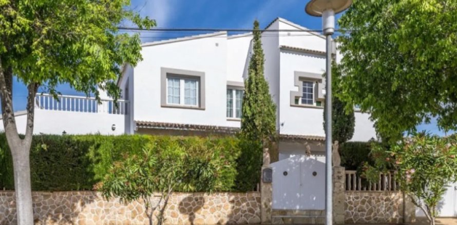 House Son Ferrer, Mallorca, Spain 3 bedrooms, 220 sq.m. No. 109925