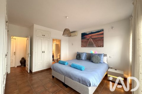 Продажа дома в Теулада, Аликанте, Испания 4 спальни, 280м2 №188099 - фото 23
