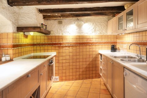 Продажа дома в Кампродон, Герона, Испания 13 спален, 580м2 №188102 - фото 23