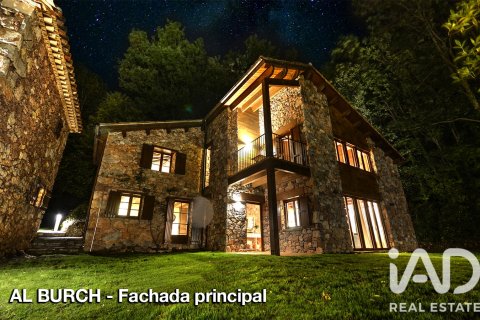 Продажа дома в Кампродон, Герона, Испания 13 спален, 580м2 №188102 - фото 2