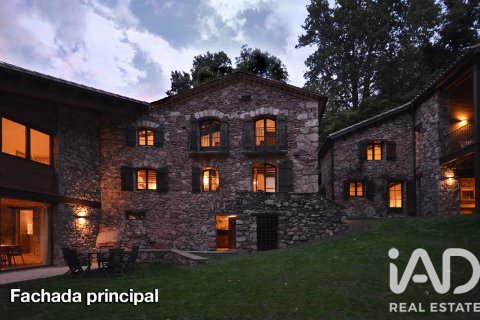 Продажа дома в Кампродон, Герона, Испания 13 спален, 580м2 №188102 - фото 3