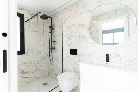 Villa in vendita a Punta Prima, Alicante, Spagna 4 camere da letto, 121 mq. N° 142545 - foto 30