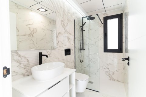 Villa in vendita a Punta Prima, Alicante, Spagna 4 camere da letto, 121 mq. N° 142545 - foto 16