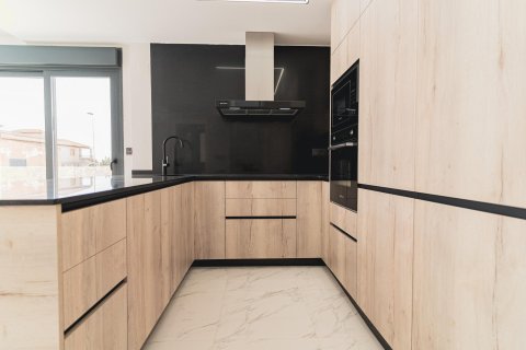 Villa in vendita a Punta Prima, Alicante, Spagna 4 camere da letto, 121 mq. N° 142545 - foto 19