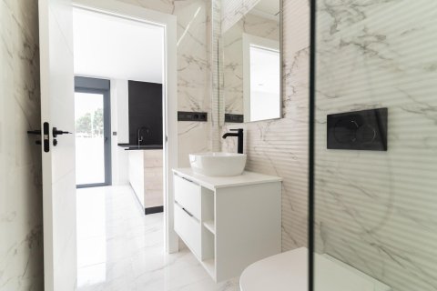 Villa in vendita a Punta Prima, Alicante, Spagna 4 camere da letto, 121 mq. N° 142545 - foto 18