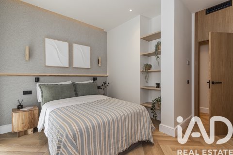 Apartamento en venta en Madrid, España 3 dormitorios, 192 m2 No. 172528 - foto 15