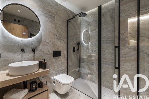 Apartamento en venta en Madrid, España 3 dormitorios, 192 m2 No. 172528 - foto 14