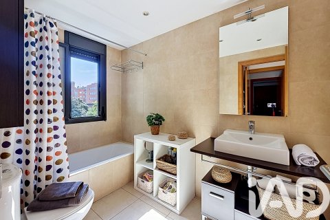 Dúplex en venta en Montornès del Vallès, Barcelona, España 3 dormitorios, 163 m2 No. 172527 - foto 17