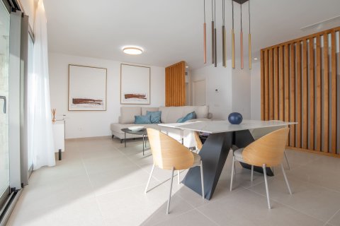 Huvila myytävänä Finestrat, Alicante, Espanja, 5 makuuhuonetta, 277 m2 No. 133189 - kuva 16