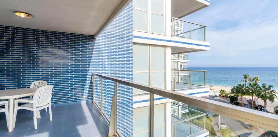 Huoneisto Calpe, Alicante, Espanja 3 makuuhuonetta, 316 m2 No. 175410