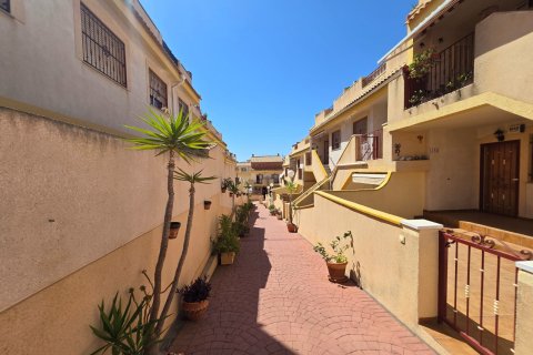 Lägenhet till salu Alicante, Spanien 2 sovrum, 52 kvm. Nr. 137830 - foto 2