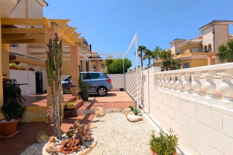 Villa en venta Lo Crispin, Alicante, España 2 dormitorios, 107 m2 No. 137834 - foto 2
