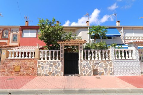 Townhouse à vendre Torrevieja, Alicante, Espagne, 3 chambres, 90 m2 No. 137833 - photo 1