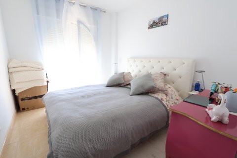 Huoneisto myytävänä Alicante, Espanja, 3 makuuhuonetta, 84 m2 No. 145395 - kuva 15