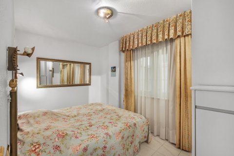 Apartment for sale in Guardamar del Segura, Alicante, Spain 2 bedrooms, 112 sq.m. No. 194841 - photo 18