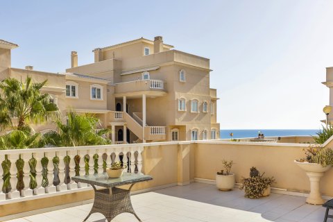 Apartment for sale in Guardamar del Segura, Alicante, Spain 2 bedrooms, 112 sq.m. No. 194841 - photo 3
