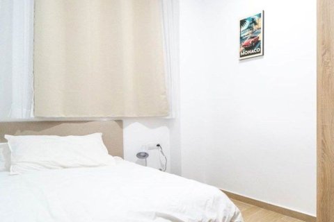 Apartment for sale in Alicante, Spain 4 bedrooms, 134 sq.m. No. 194838 - photo 24