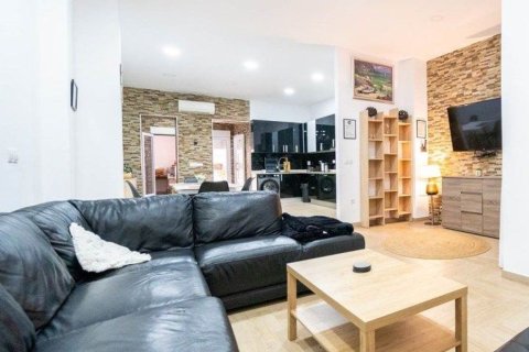 Apartment in Alicante, Spain 4 bedrooms, 134 sq.m. No. 194838
