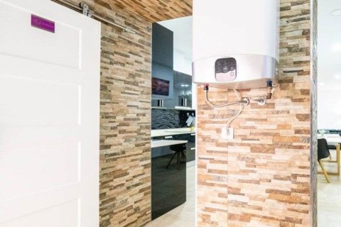 Apartment for sale in Alicante, Spain 4 bedrooms, 134 sq.m. No. 194838 - photo 12