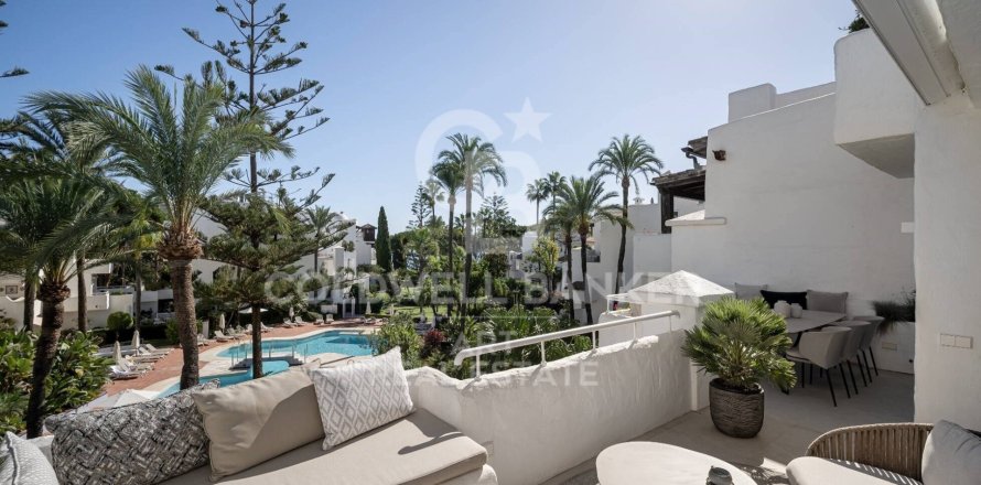 Penthouse à Marbella, Malaga, Espagne 3 chambres, 315 m2 No. 178600