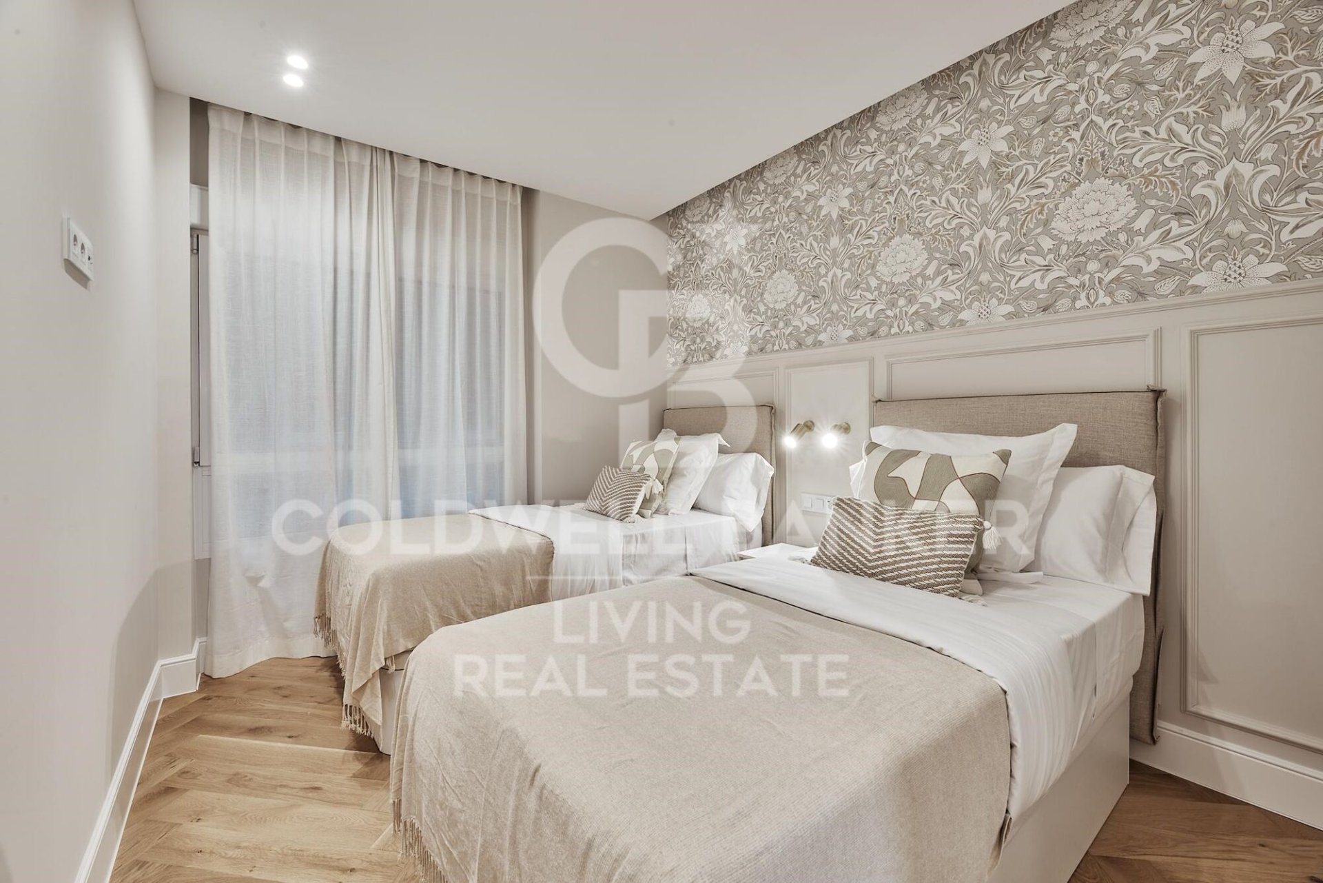 Appartamento a Madrid, Spagna 3 camere da letto, 162 mq. N° 178596