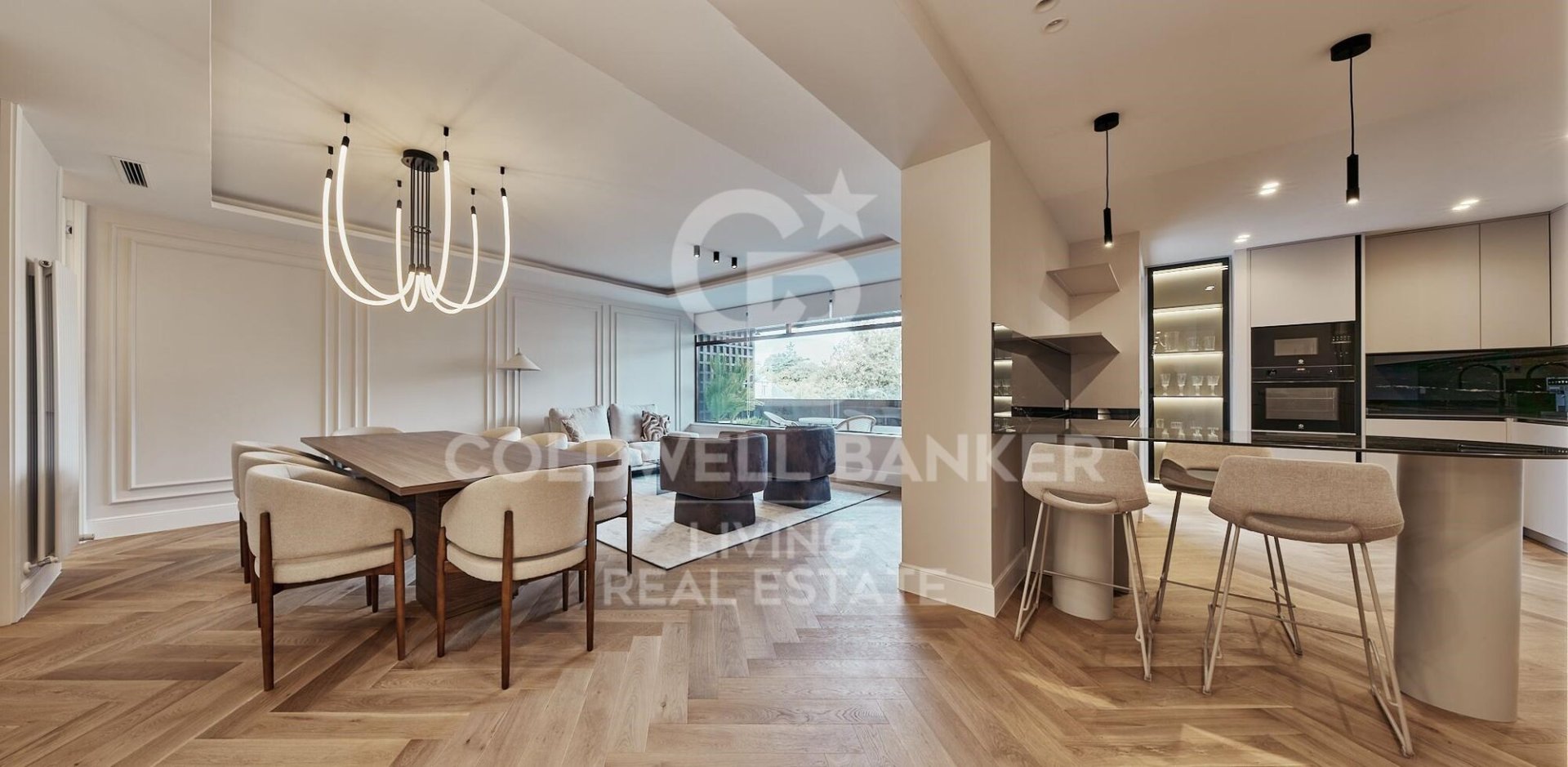 Appartamento a Madrid, Spagna 3 camere da letto, 162 mq. N° 178596