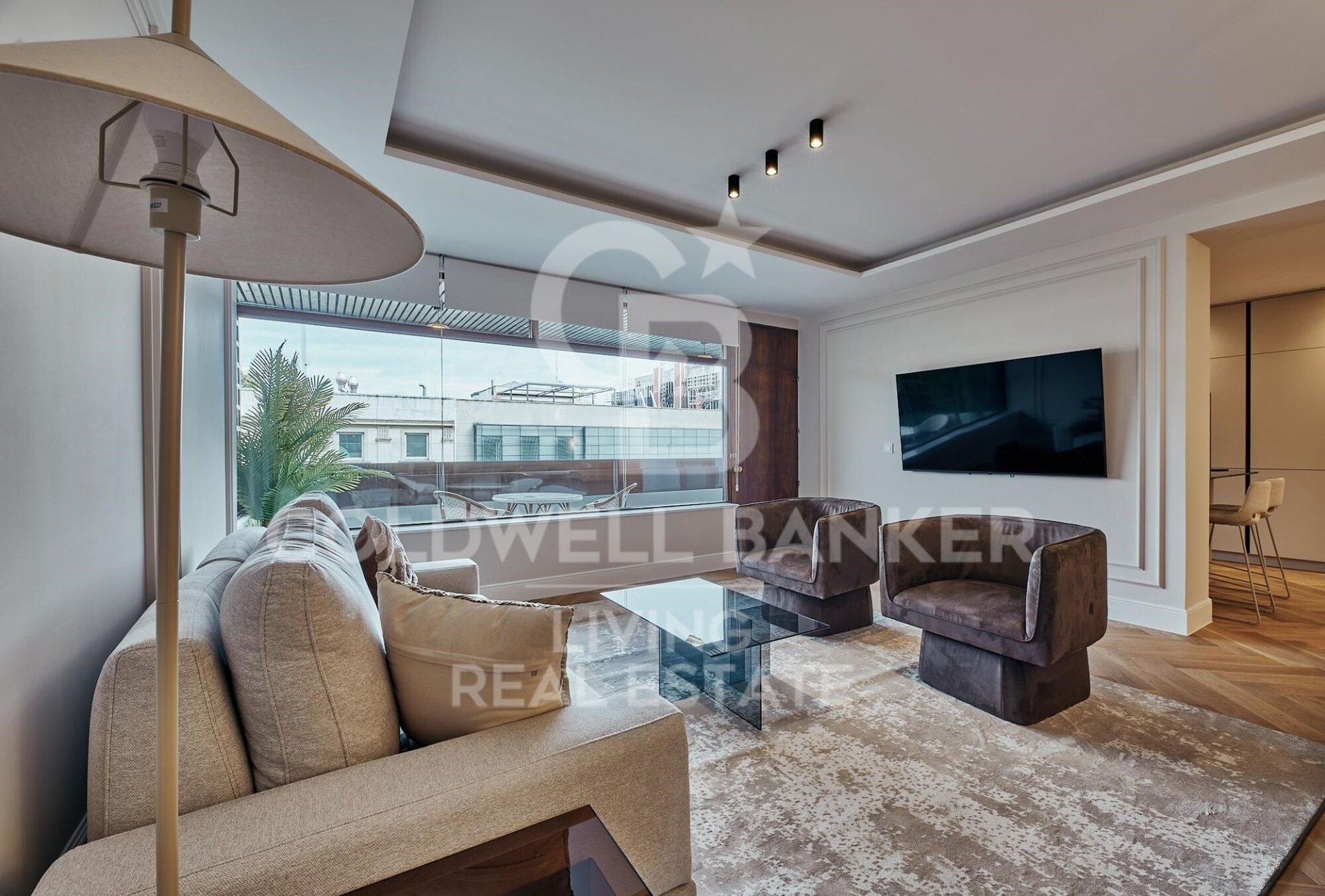 Appartamento a Madrid, Spagna 3 camere da letto, 162 mq. N° 178596