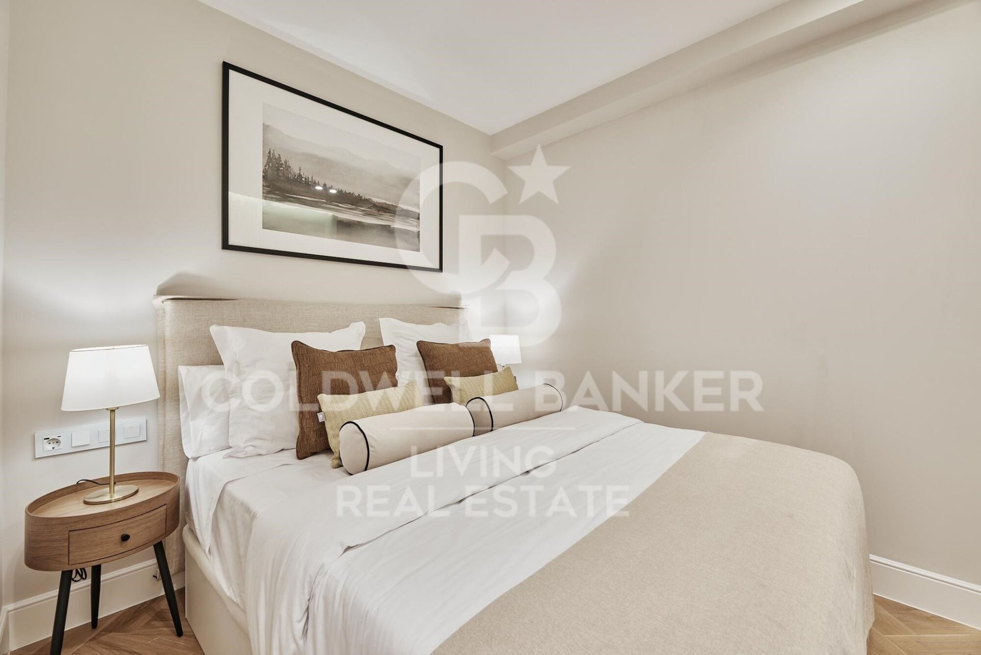 Appartamento a Madrid, Spagna 3 camere da letto, 162 mq. N° 178596