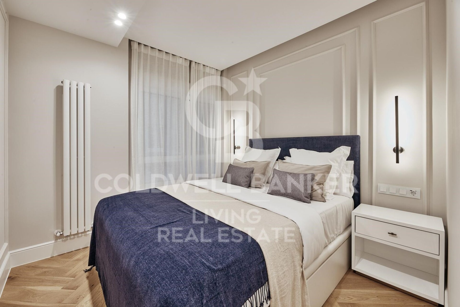Appartamento a Madrid, Spagna 3 camere da letto, 162 mq. N° 178596