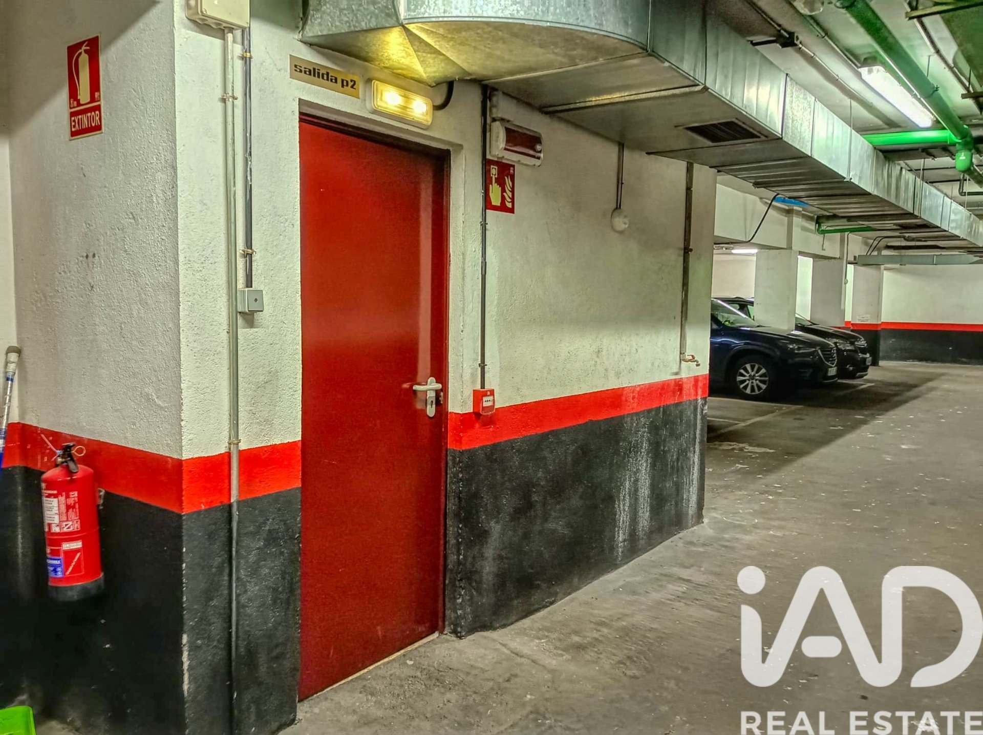 Garage in Madrid, Spain 4 sq.m. No. 185368