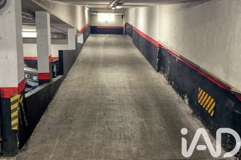 Garage zum Verkauf in Madrid, Spanien 4 m2 Nr. 185368 - Foto 8
