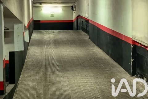 Garage zum Verkauf in Madrid, Spanien 4 m2 Nr. 185368 - Foto 7