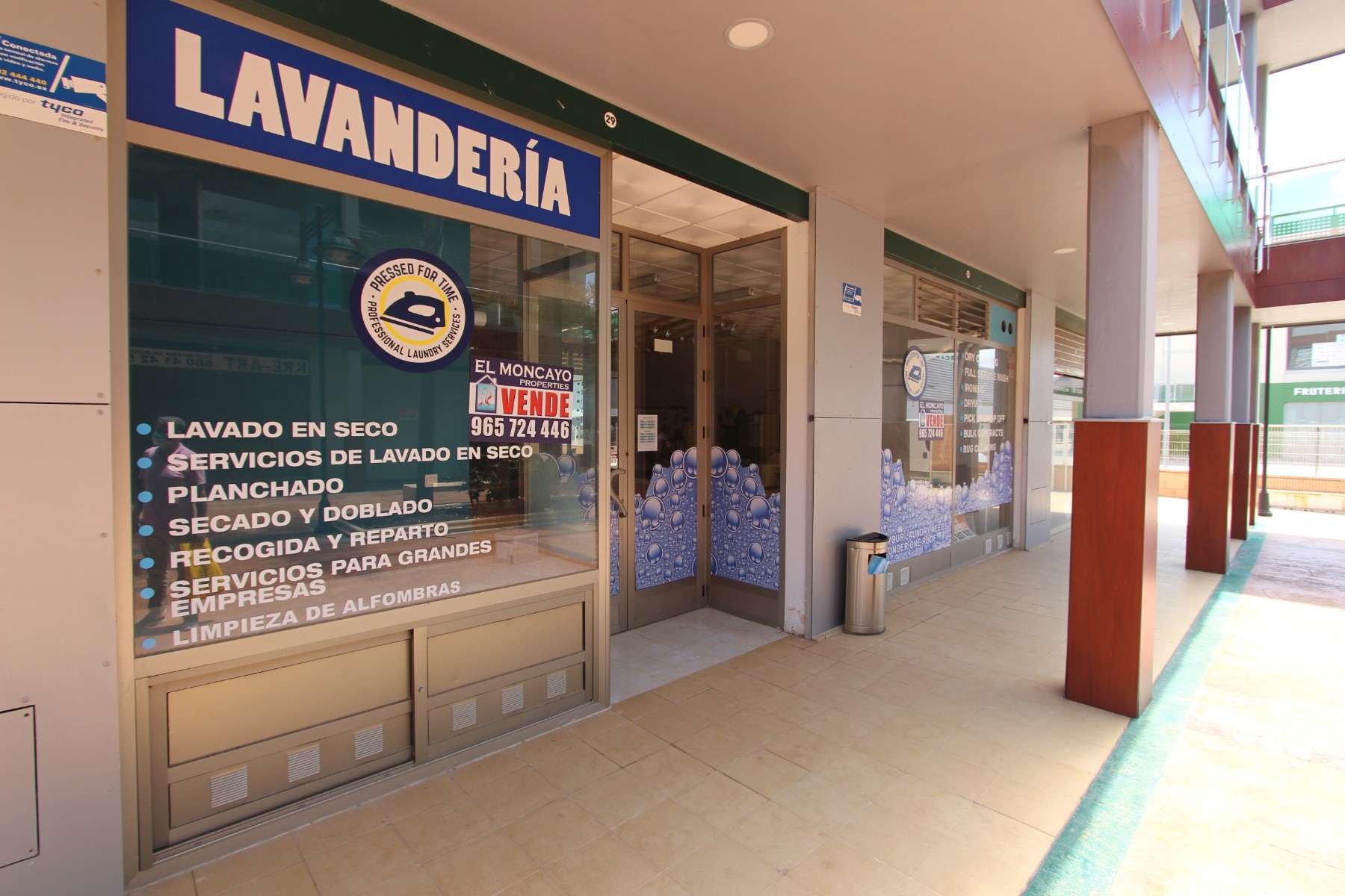 Propiedad comercial en La Marina, Alicante, España 60 m2 No. 183924