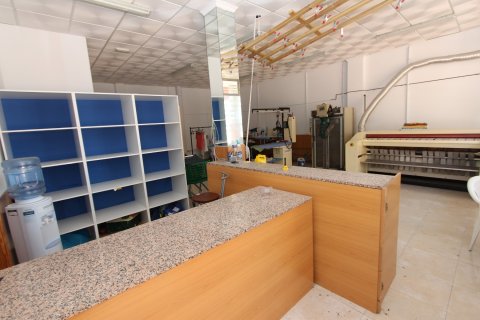 Proprietà commerciale in vendita a La Marina, Alicante, Spagna 60 mq. N° 183924 - foto 4
